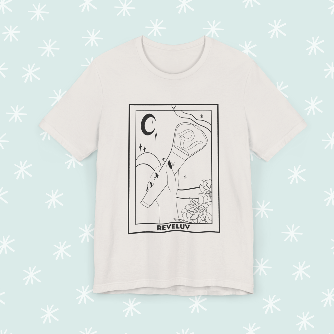 RED VELVET | REVELUV | Tarot Card Inspired Lightstick Graphic Tee