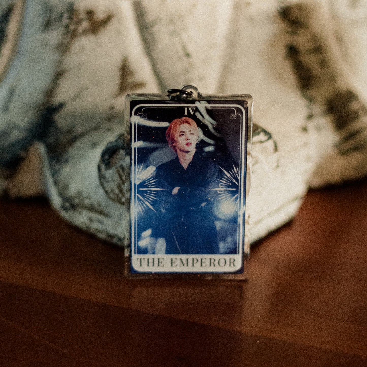 SVT Tarot Card Keychain [B-Grade]